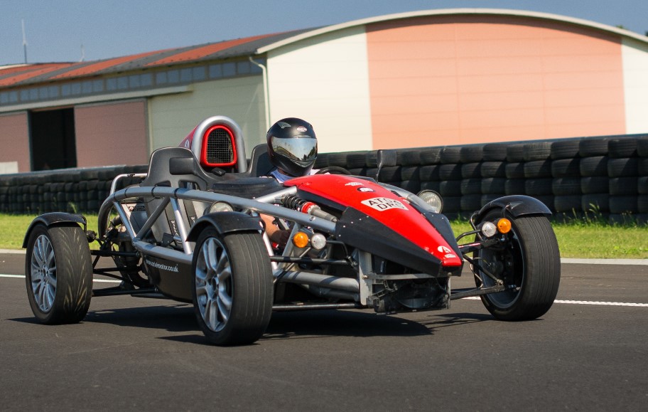 jazda Ariel Atom